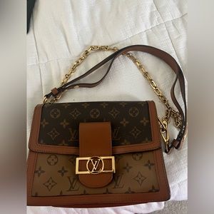 Louis Vuitton Monogram Reverse
Dauphine MM
